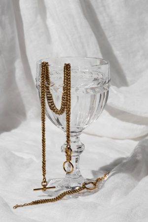 gold-and-bright-chains-still-life(1)